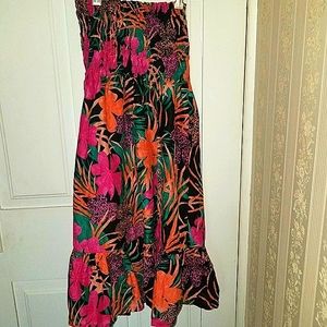 🌺Bright strapless dress🌸